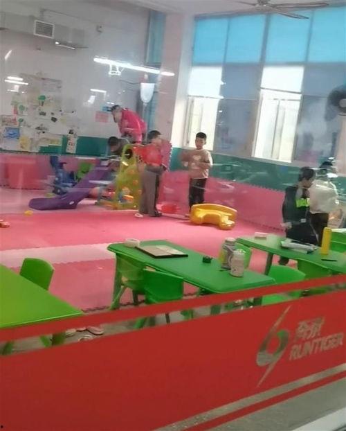 员工娱乐区图片,员工娱乐区风采展示”